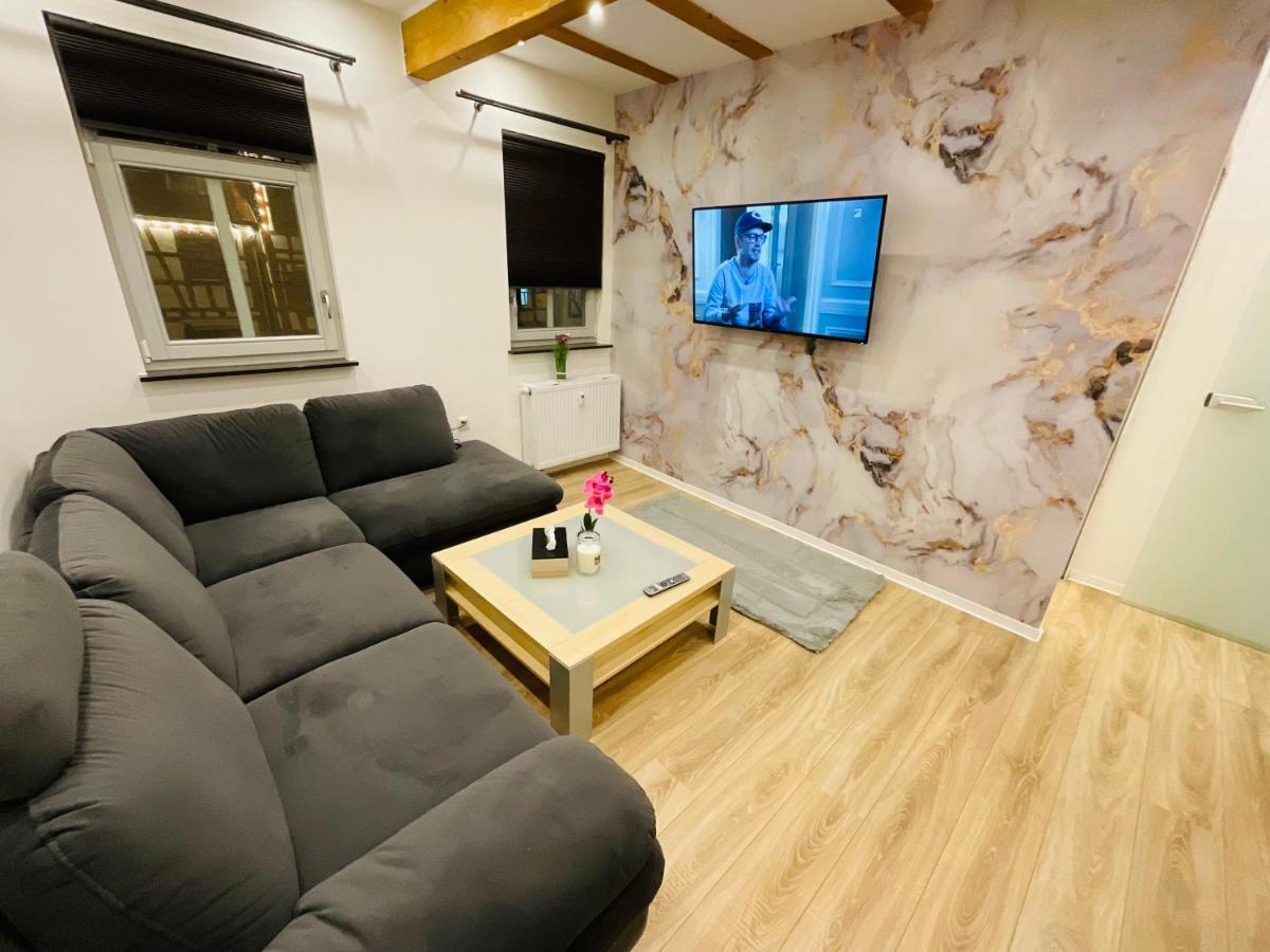Best Central Apartment - Am Marktplatz - Up To 5 - Next To Frankfurt And Hanau - Coffee And Snacks - Netflix, Prime, Disney Nidderau Exterior foto